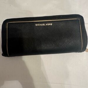 🩷🩷Michael Kors Wallet🩷🩷